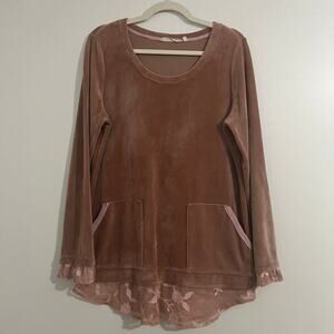 Soft Surroundings Velvet Velour Lace Trim Detail Pocket Front Long Sleeve Top